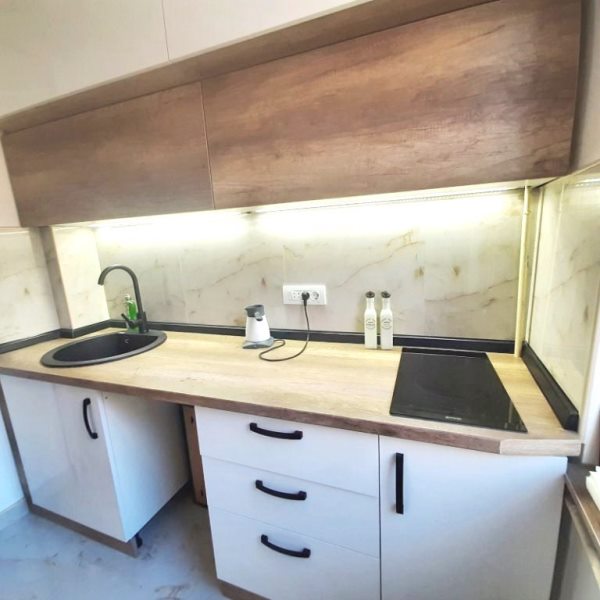 Slika 3 - Lux renoviran trosoban stan na odličnoj lokaciji kod Narodnog pozorišta