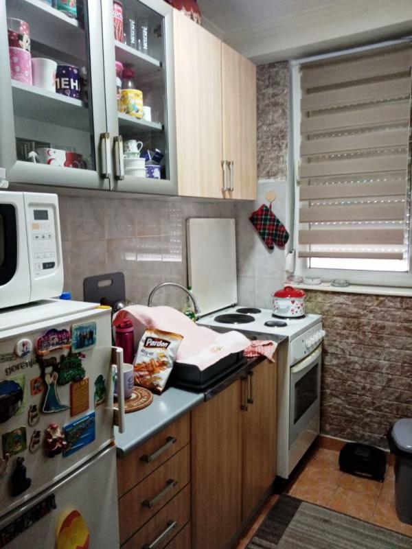 Slika 2 - Jednoiposoban stan u novijoj zgradi u centru