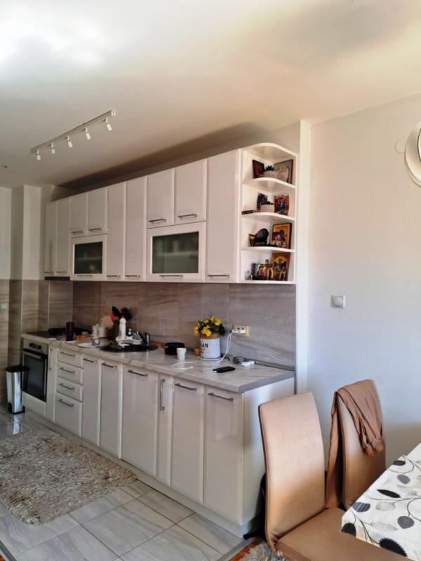 Slika 1 - Lux trosoban stan sa parking mestom kod Zone III