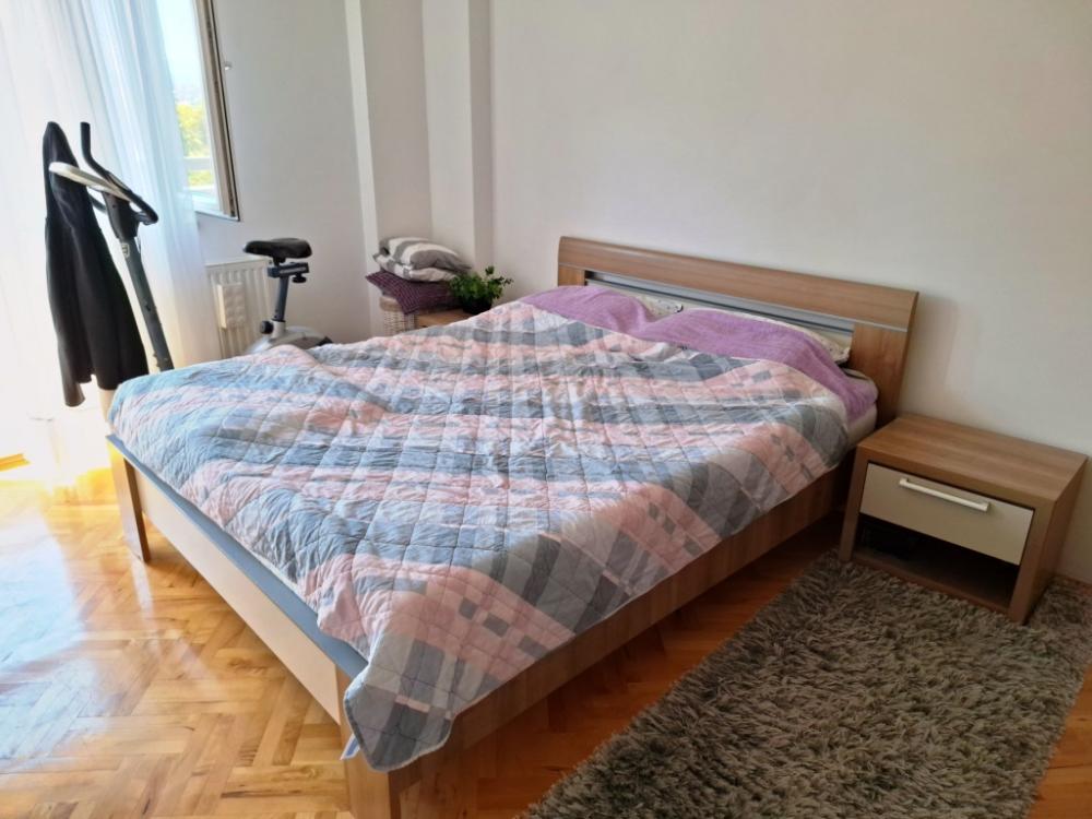 Slika 6 - Lux trosoban stan sa parking mestom kod Zone III