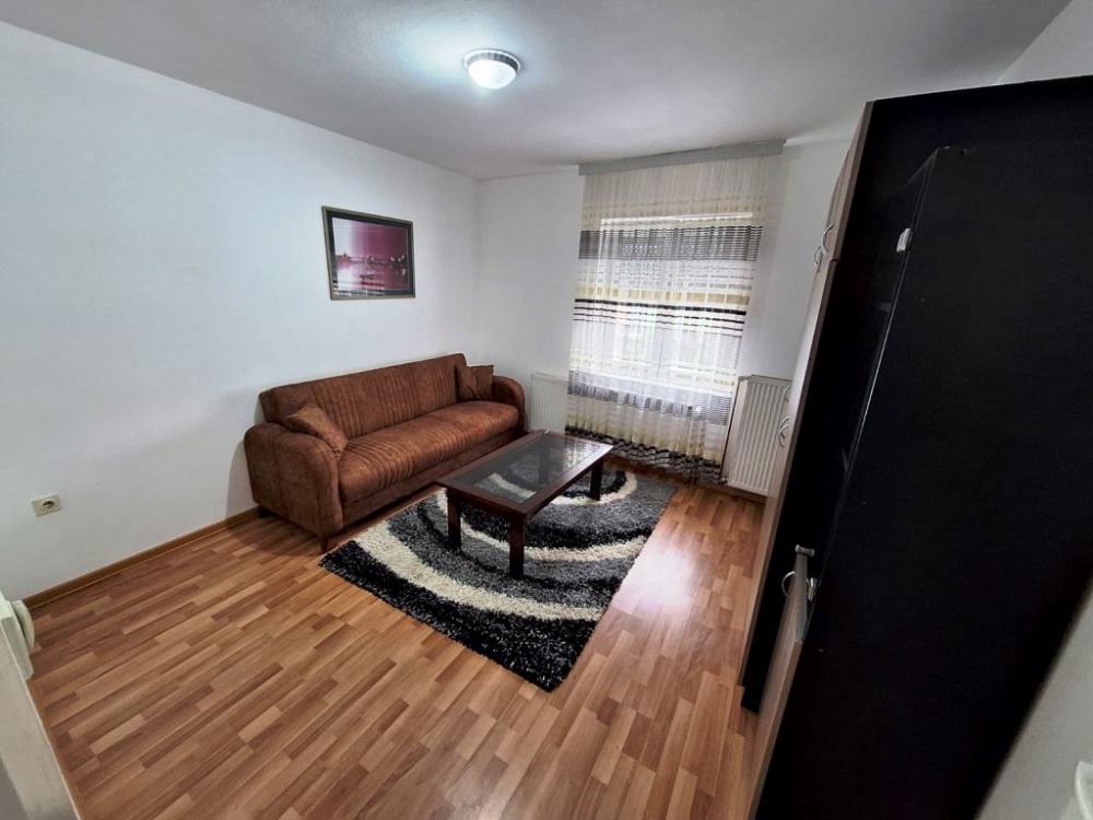 Slika 2 - Stan u kući sa uračunatim troškovima, pogodna za studente, Apelacioni sud