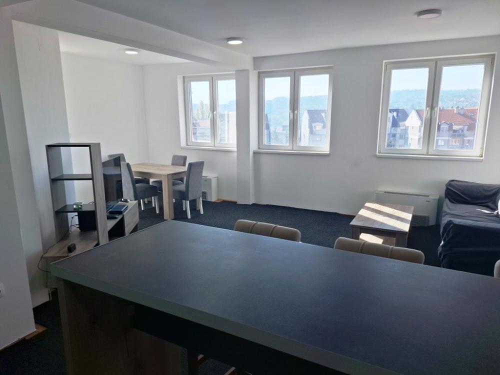 Slika 1 - Komforan dvoiposoban stan na Čairu