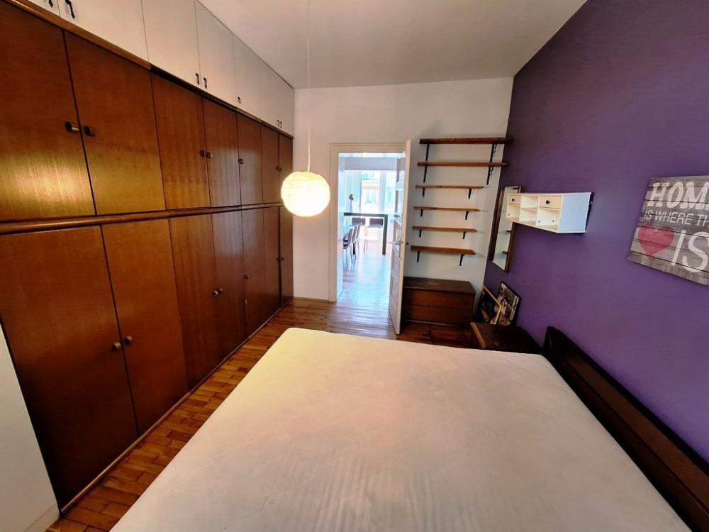 Slika 5 - Lep salonski stan trosobne strukture na Paliluli