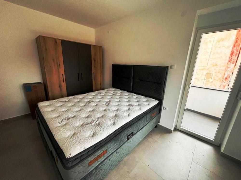 Slika 4 - Nov jednoiposoban stan sa parkingom, Crveni Pevac