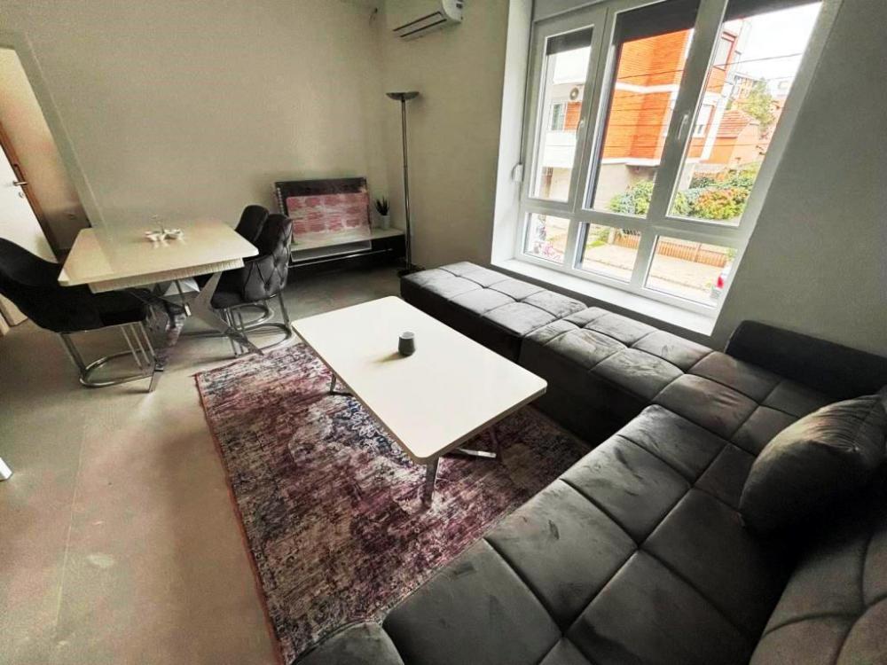 Glavna slika -Nov jednoiposoban stan sa parkingom, Crveni Pevac