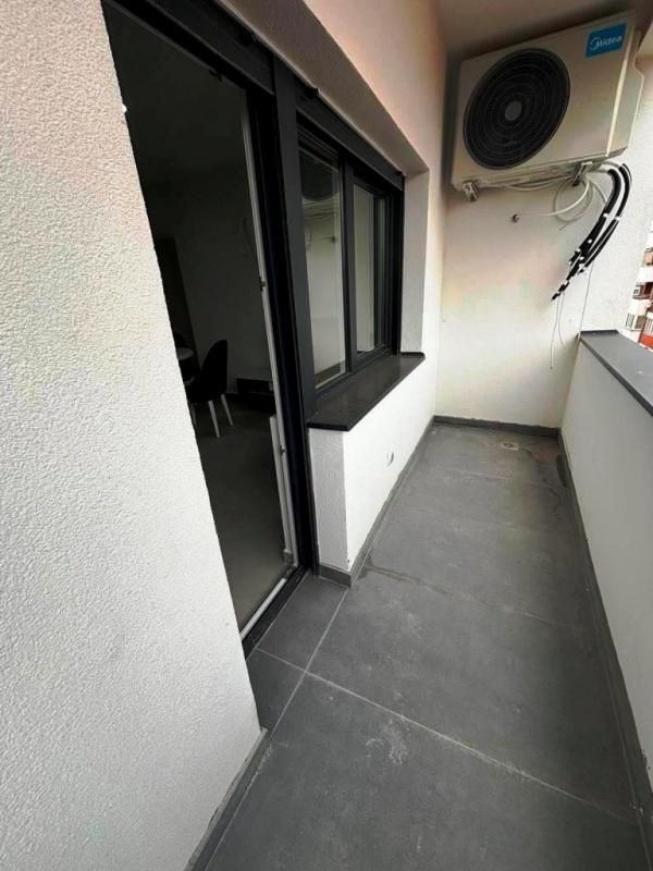 Slika 8 - Nov dvoiposoban stan sa parkingom, Crveni Pevac