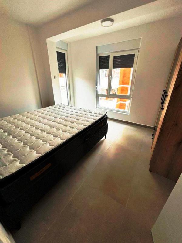 Slika 3 - Nov dvoiposoban stan sa parkingom, Crveni Pevac