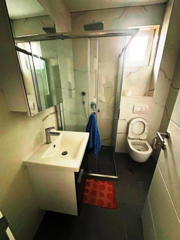 Slika 6 - Nov dvoiposoban stan sa parkingom, Crveni Pevac