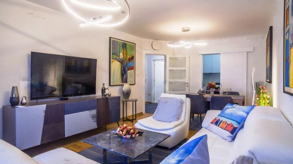 Slika 4 - Lux trosoban stan sa parkingom u podzemnoj garaži u blizini Delte