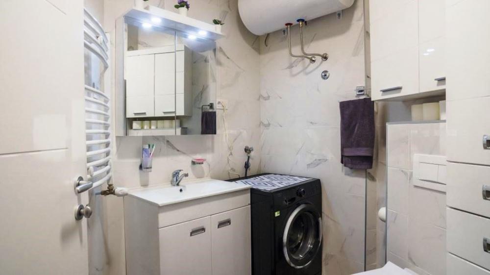 Slika 8 - Lux trosoban stan sa parkingom u podzemnoj garaži u blizini Delte