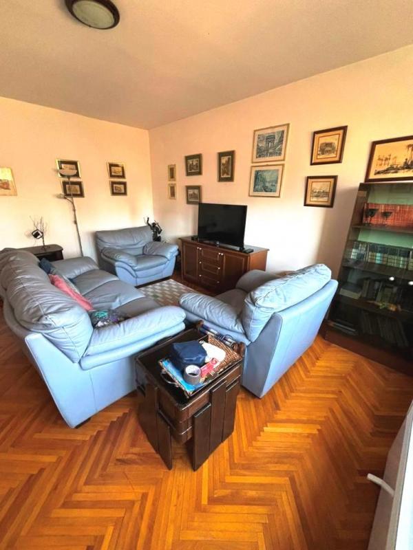 Glavna slika -Lep dvosoban stan na Trošarini