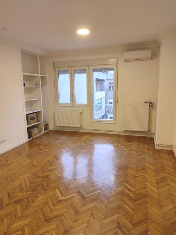 Slika 1 - Nenamešten trosoban stan kod TC 