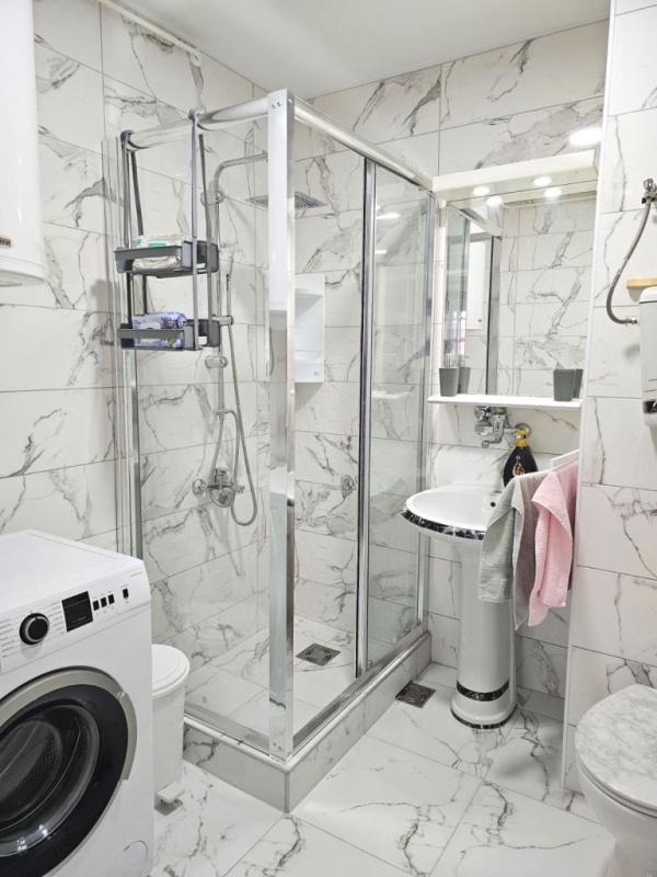 Slika 8 - Lux neuseljavan dvoiposoban stan u blizini parka Sveti Sava