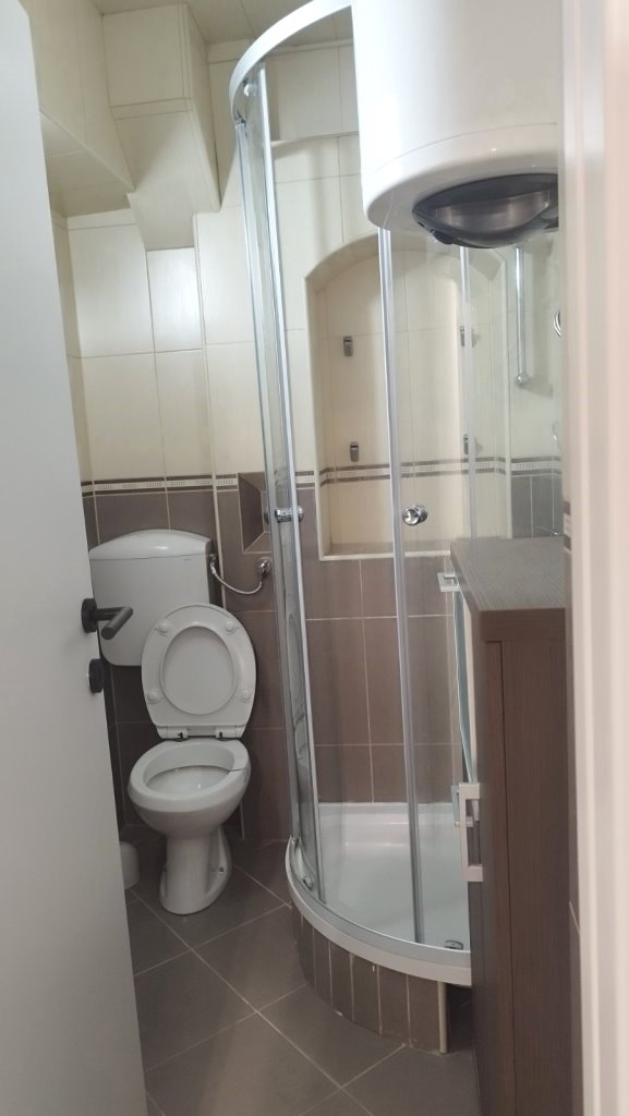 Slika 5 - Lep dvosoban stan u centru