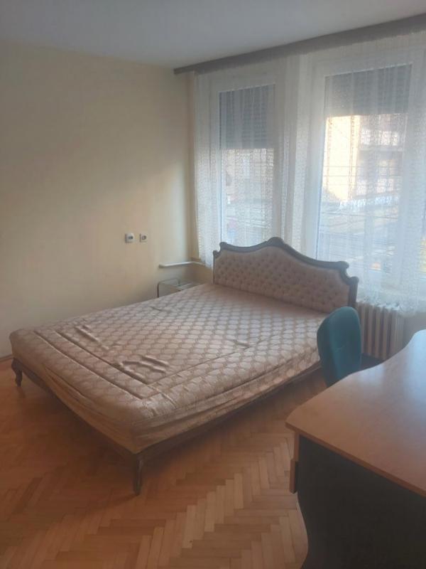 Slika 3 - Dvoiposoban stan kod Pravnog fakulteta