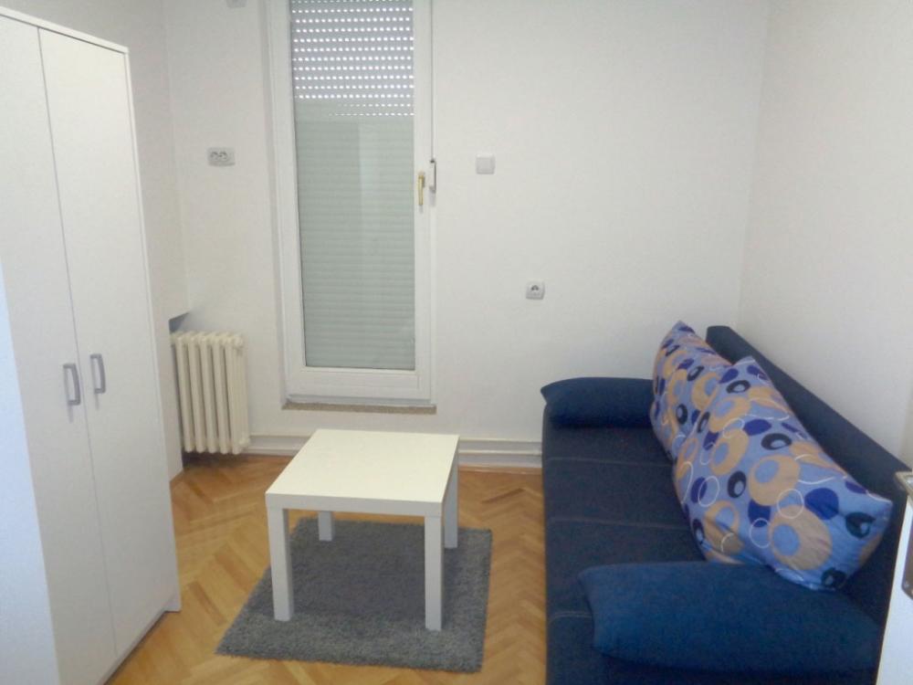 Slika 3 - Dvoiposoban stan u strogom centru