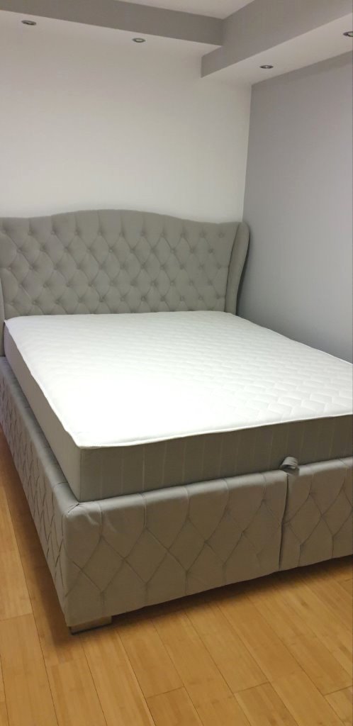 Slika 5 - Lep troiposoban stan u blizini Pravnog i Ekonomskog fakulteta