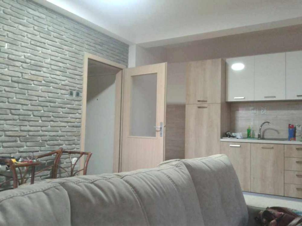 Slika 2 - Nov dvoiposoban stan na Crvenom pevcu