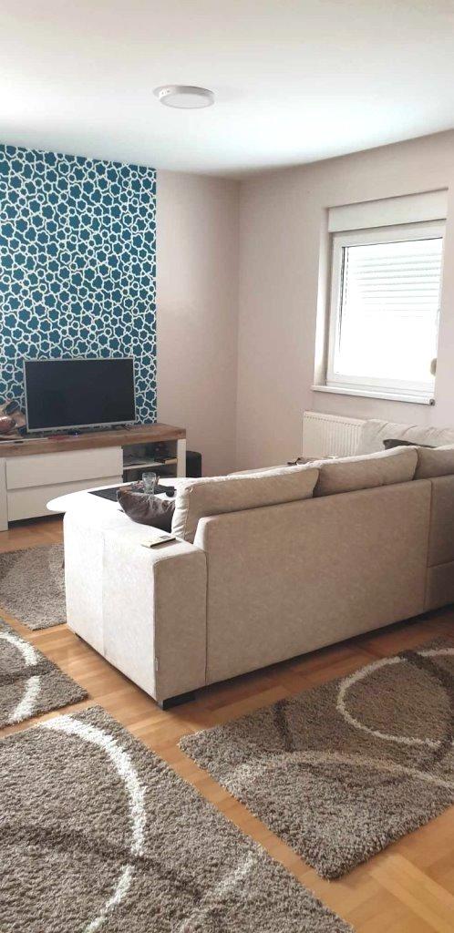 Glavna slika -Nov dvoiposoban stan na Crvenom pevcu