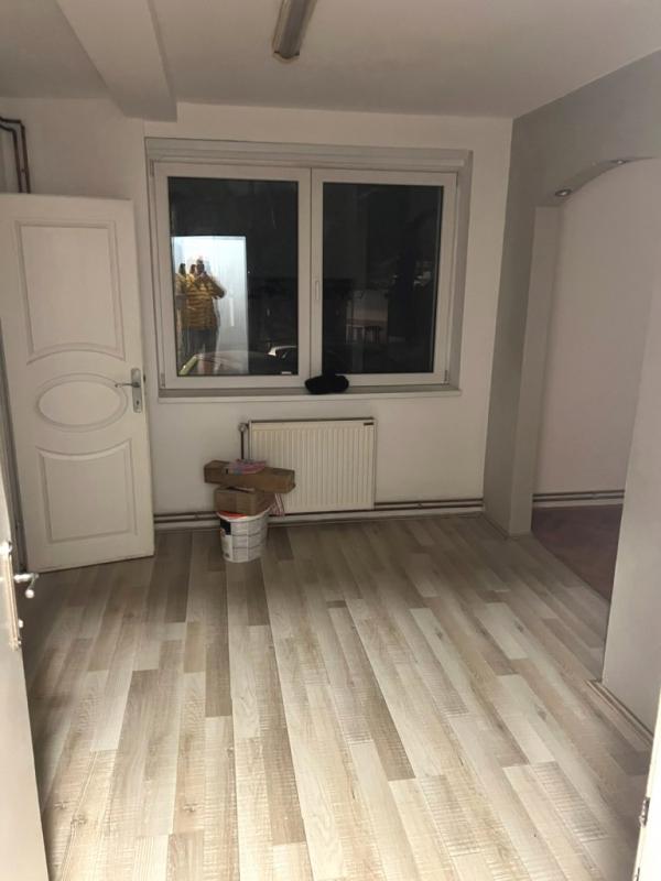 Slika 4 - Nenamešten trosoban stan na Čairu