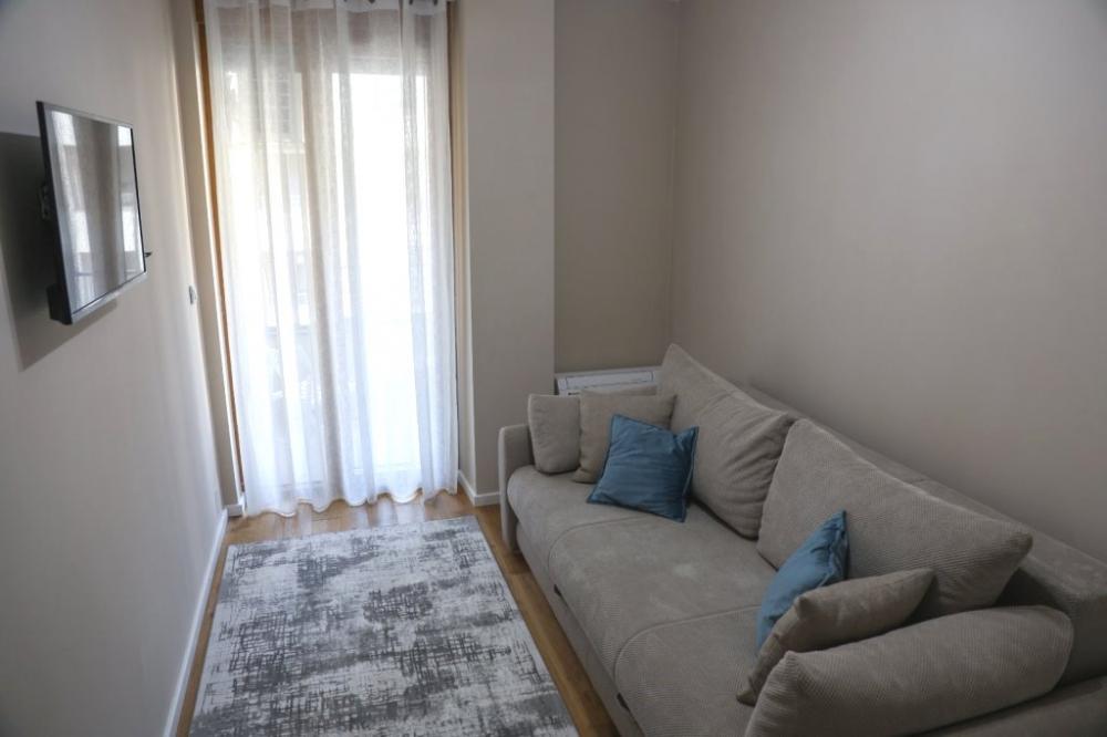 Slika 5 - Lux neuseljavan jednoiposoban stan na Bulevaru Nemanjića