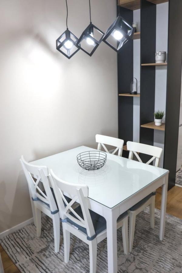 Slika 3 - Lux neuseljavan jednoiposoban stan na Bulevaru Nemanjića