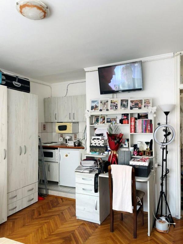 Slika 1 - Garsonjera na Crvenom pevcu