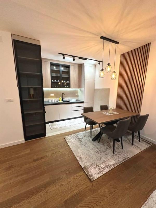 Slika 4 - Jednoiposoban stan sa parkingom u modernom stambenom kompleksu na Bulevaru Nemanjića