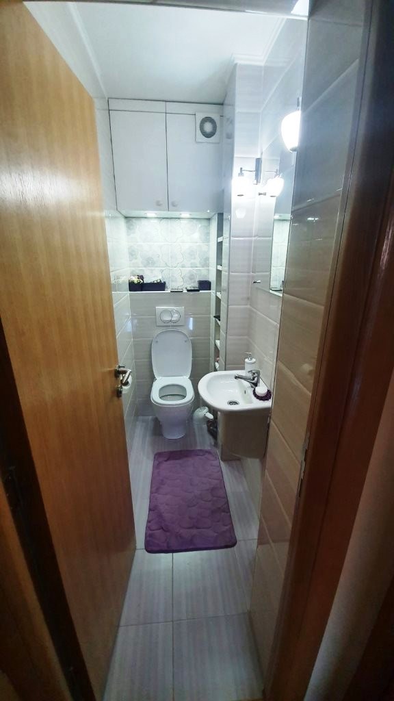 Slika 9 - Komforan četvorosoban stan na Bulevaru Nemanjića