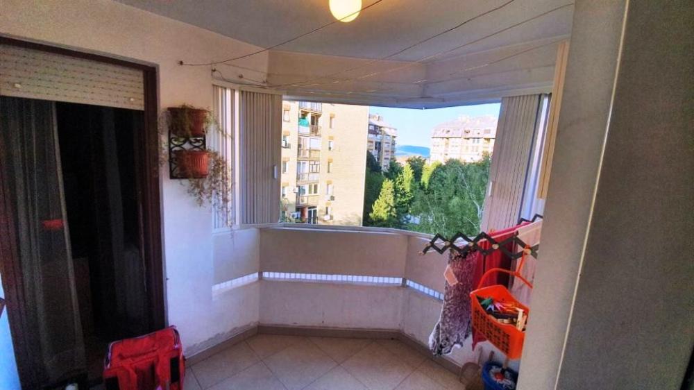 Slika 7 - Komforan četvorosoban stan na Bulevaru Nemanjića