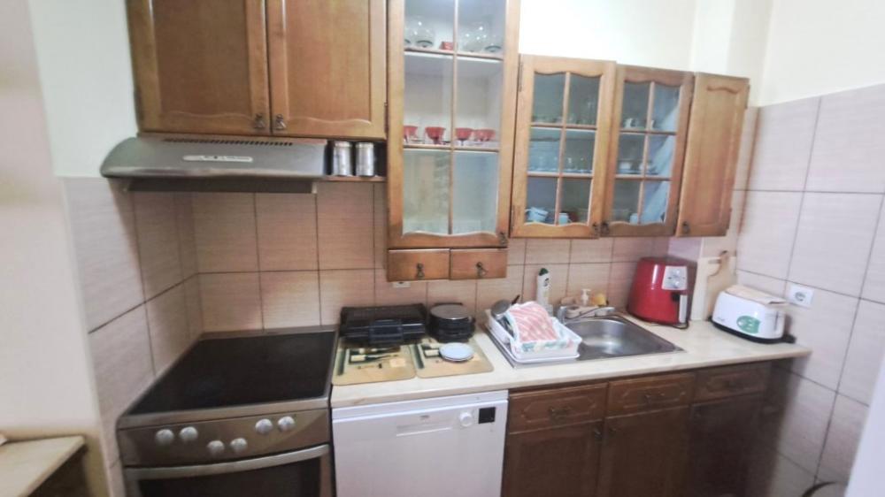 Slika 3 - Jednoiposoban stan na Čairu