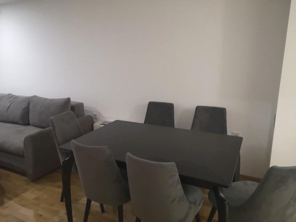 Slika 1 - Lux četvorosoban stan na keju