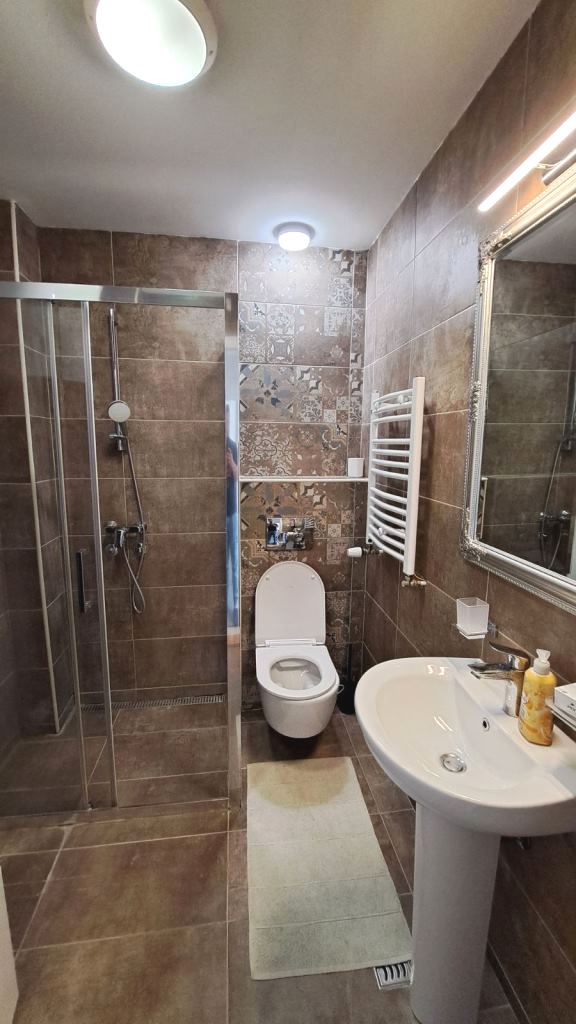 Slika 6 - Dvoiposoban stan u centru