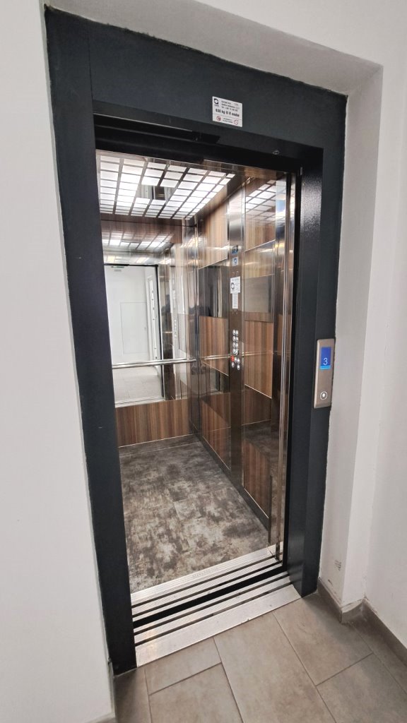 Slika 7 - Dvoiposoban stan u centru