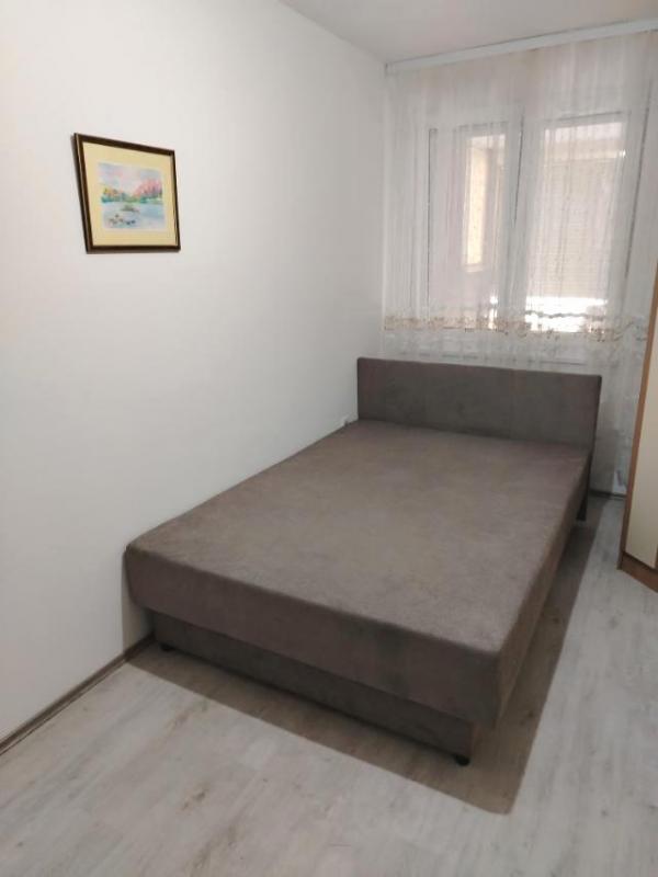 Slika 4 - Jednoiposoban stan na Bulevaru Nemanjića