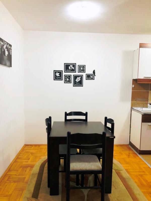 Slika 3 - Jednoiposoban stan na Panteleju