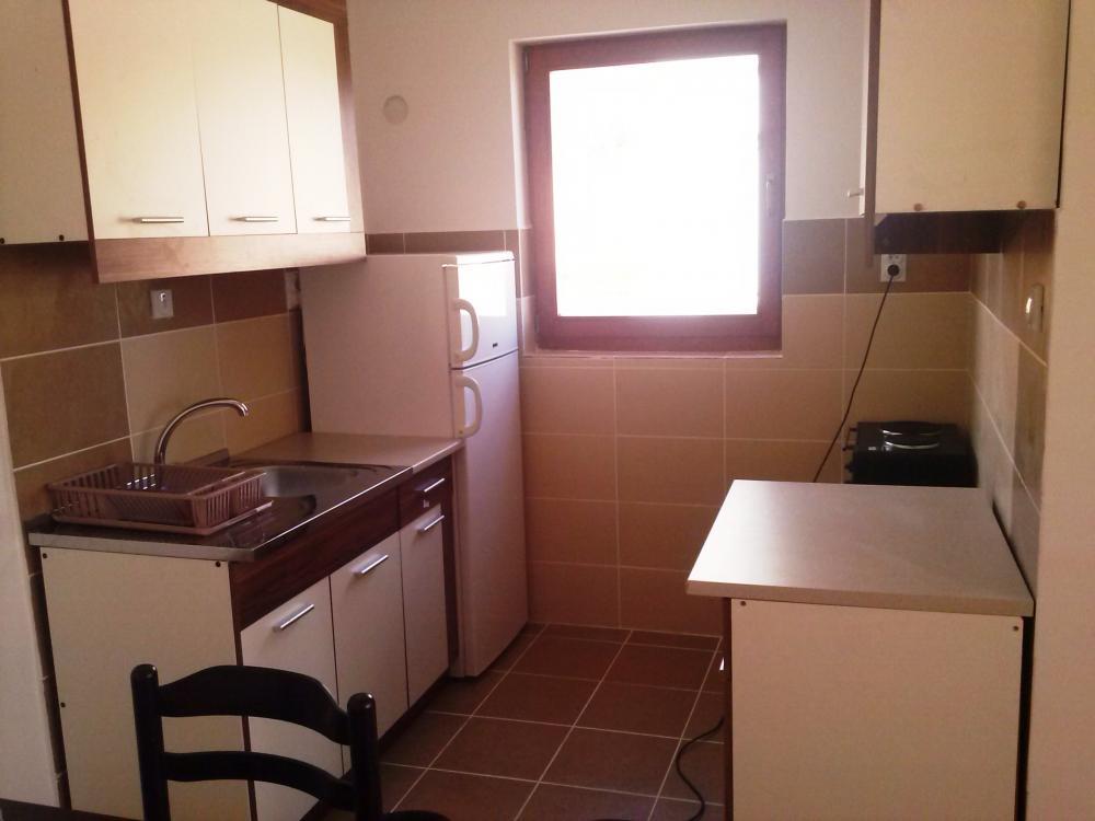 Glavna slika -Jednoiposoban stan na Panteleju