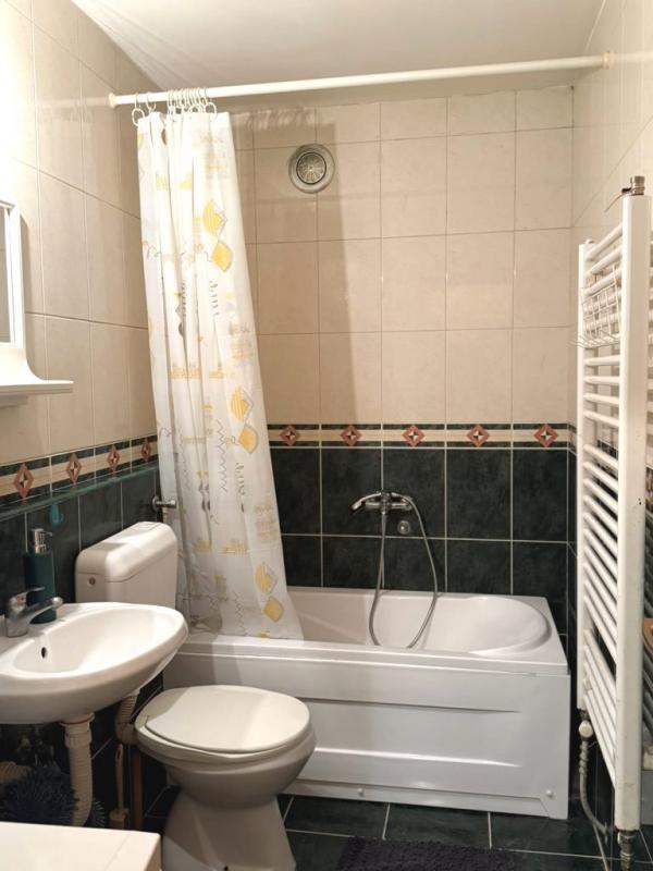 Slika 7 - Jednoiposoban stan sa pogledom na Nišavu