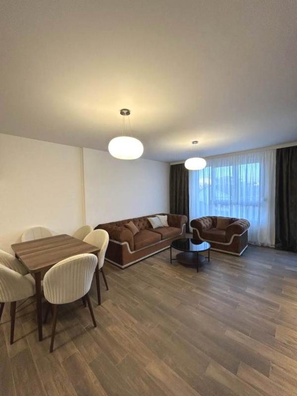 Slika 3 - Lux neuseljavan dvoiposoban stan kod Palilulske pijace