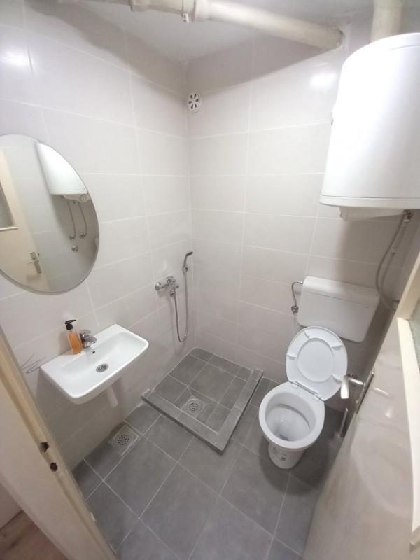 Slika 2 - Renovirana garsonjera u blizini Delte