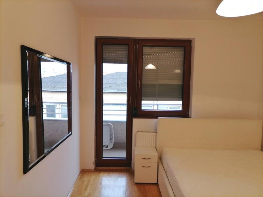 Slika 9 - Lep dvoiposoban stan kod Pravnog fakulteta