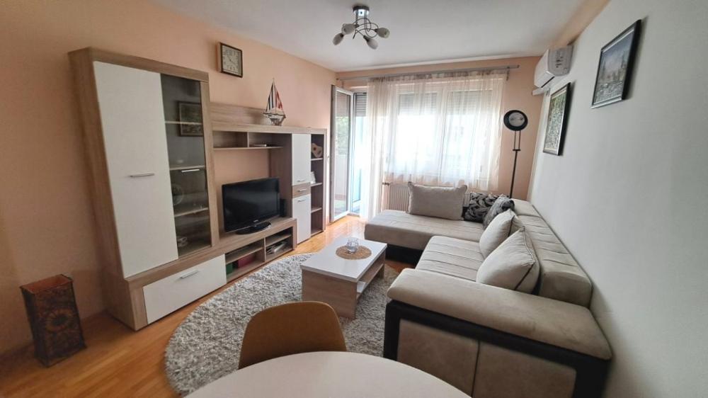 Slika 1 - Dvosoban stan na Cevenom pevcu