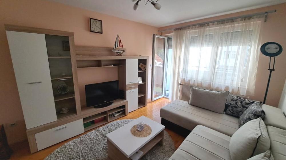 Slika 2 - Dvosoban stan na Cevenom pevcu