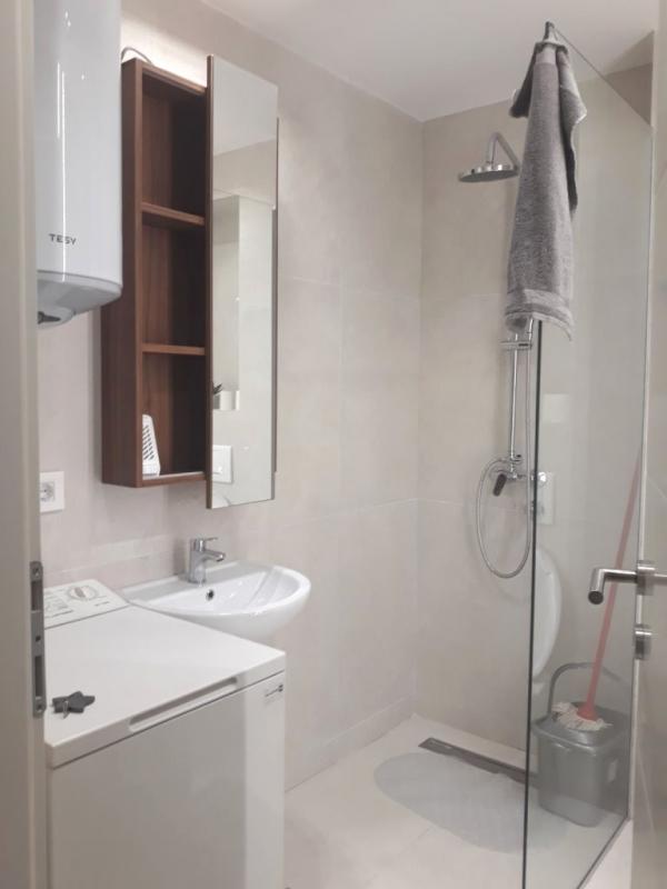 Slika 11 - Jednoiposoban, 35m2, Niš centar Niš, sa terasom, ima lift