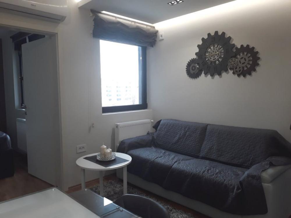 Glavna slika -Jednoiposoban, 35m2, Niš centar Niš, sa terasom, ima lift