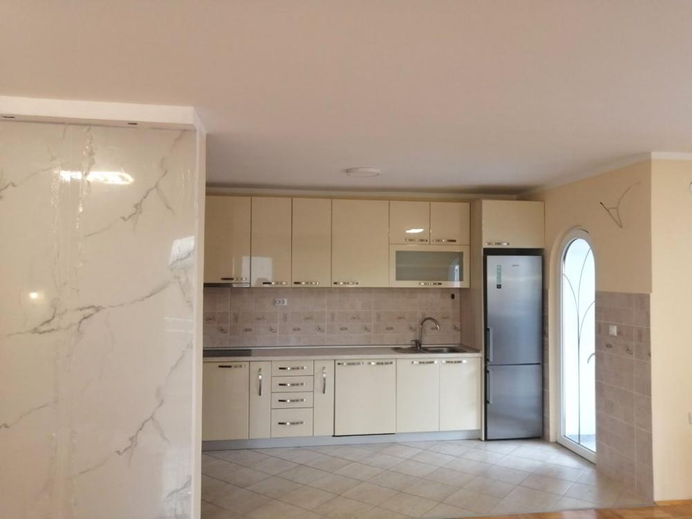 Slika 1 - Troiposoban, 148m2, Čalije Niš