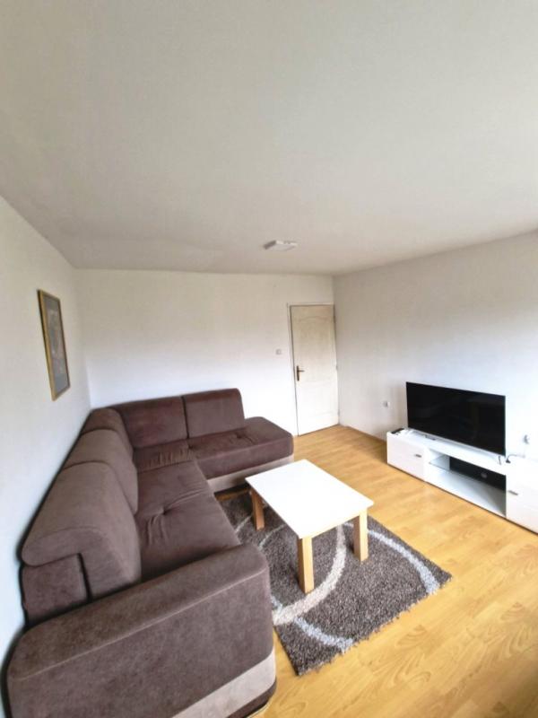 Slika 1 - Dvosoban stan u strogom centru