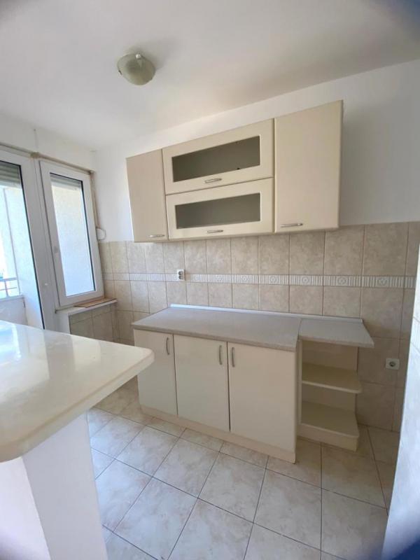 Slika 1 - Nenamešten troiposoban stan u Romanijskoj