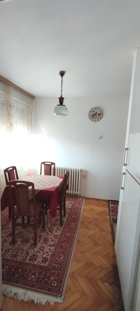 Slika 5 - Trosoban, 350m2, Niš centar Niš, sa terasom, ima lift