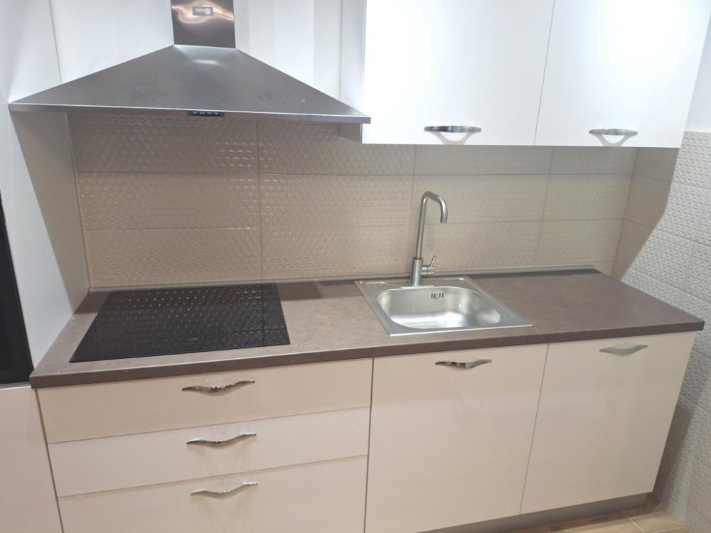 Slika 3 - Lep jednoiposoban stan sa parkingom, Palilula